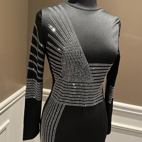 Drilling Side Slit Round Neck Maxi Dress - Picture 12 of 17